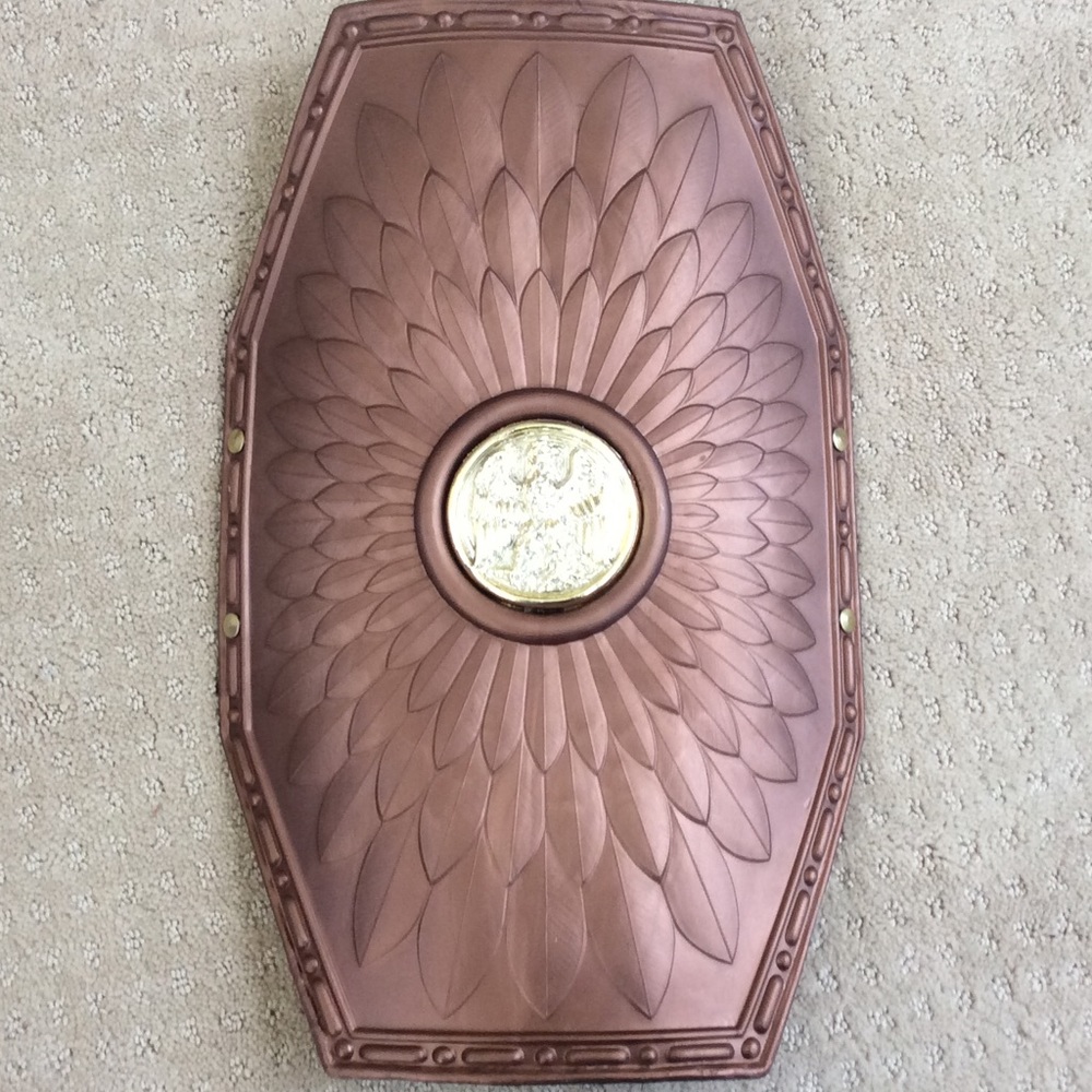 NWOT Kid's Roman Shield toy/accessory